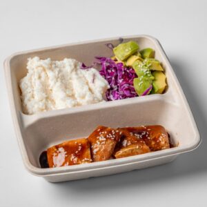 Grilled Salmon With Vegetables & Cream Dill Sauce