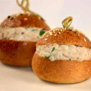 Tuna and Crudite Bun